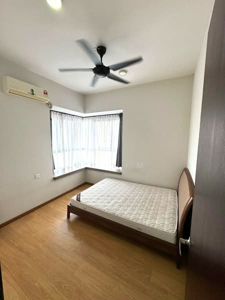 Condominium for Rent at Bay Point @ Country Garden Danga Bay - JJ Lim - Bedroom - PropertyGuru.com.my