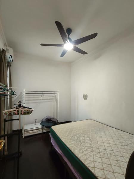 Kondominium untuk Disewa di R&F Princess Cove Phase 1 - Ben Foo - Bedroom - PropertyGuru.com.my