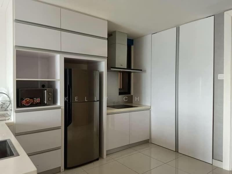 Servis Apartment untuk Disewa di Southkey Mosaic - Kelly Chen - Kitchen - PropertyGuru.com.my