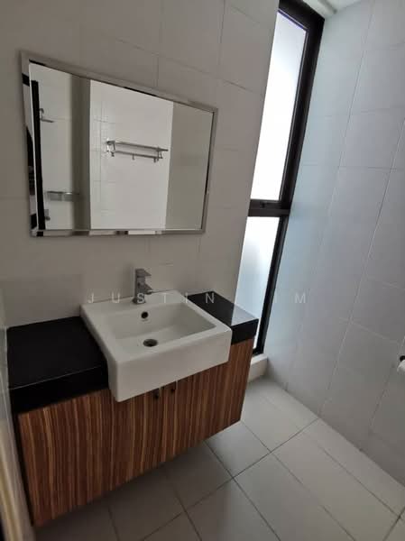 Kondominium untuk Disewa di Serin Residency - Justin Lim - Bathroom - PropertyGuru.com.my