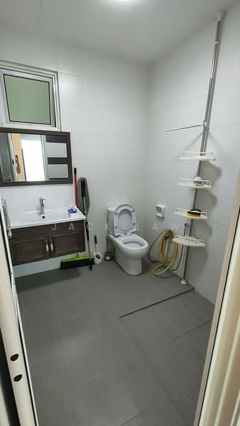 Condominium for Rent at Imperial Residences - Jack Law - Bathroom - PropertyGuru.com.my