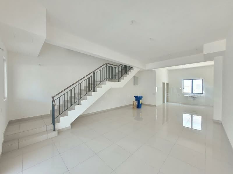 Rumah Teres 2 Tingkat untuk Dijual di Bandar Rimbayu (Telok Panglima Garang) - Saiful Bahri Abdul Manan - Interior - PropertyGuru.com.my