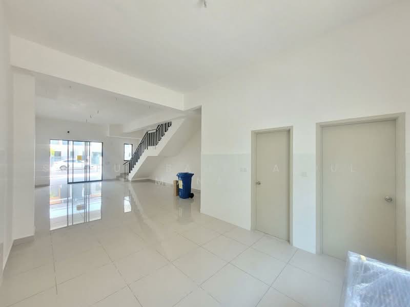 Rumah Teres 2 Tingkat untuk Dijual di Bandar Rimbayu (Telok Panglima Garang) - Saiful Bahri Abdul Manan - Interior - PropertyGuru.com.my