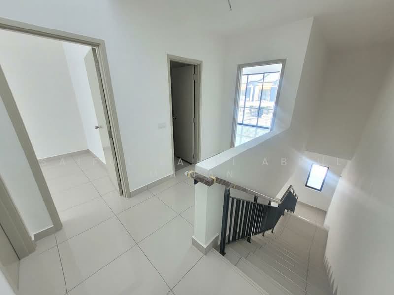 Rumah Teres 2 Tingkat untuk Dijual di Bandar Rimbayu (Telok Panglima Garang) - Saiful Bahri Abdul Manan - Interior - PropertyGuru.com.my