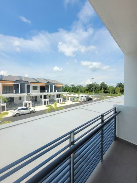 Rumah Teres 2 Tingkat untuk Dijual di Bandar Rimbayu (Telok Panglima Garang) - Saiful Bahri Abdul Manan - Exterior - PropertyGuru.com.my