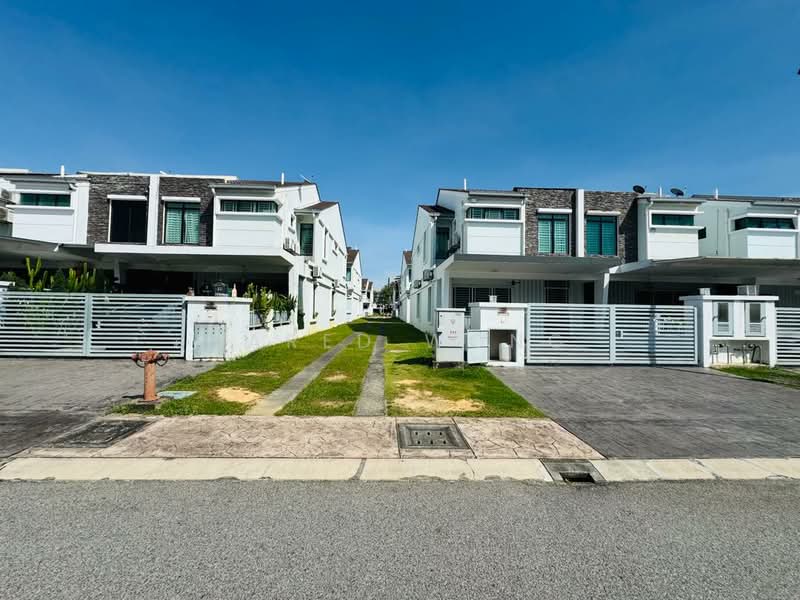 2-storey Terraced House for Sale in Cyberjaya (Selangor) - Jared Wong - Exterior - PropertyGuru.com.my