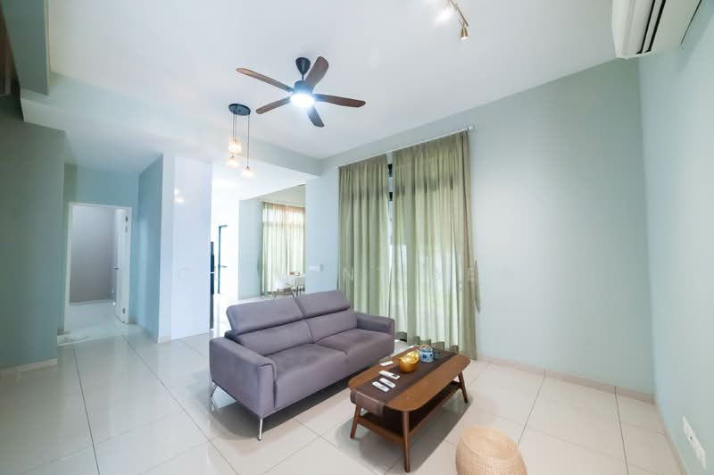 Semi-Detached House for Sale in Setia Alam (Selangor) - Clement Yew - Living Room - PropertyGuru.com.my