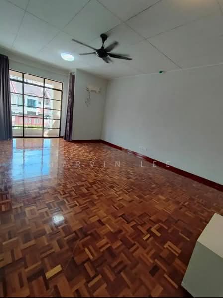 Townhouse for Rent in Petaling Jaya (Selangor) - Marvin Lee - Living Room - PropertyGuru.com.my