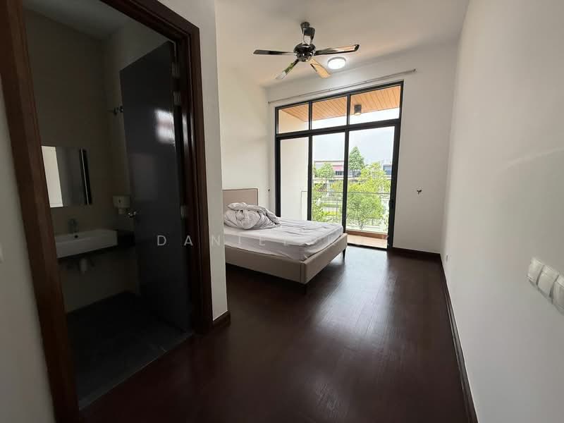Semi-Detached House for Sale in Eco Sanctuary (Telok Panglima Garang) - Daniel Kok - Bedroom - PropertyGuru.com.my