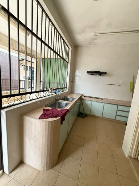 Semi-Detached House for Sale in Austin Heights (Tebrau) - Kelly Chen - Kitchen - PropertyGuru.com.my