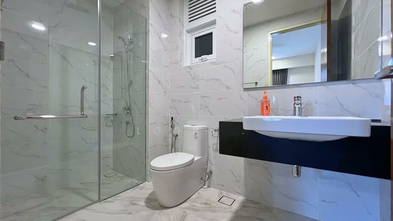 Service Residence for Rent at Met 1 Residences - Loges . - Bathroom - PropertyGuru.com.my