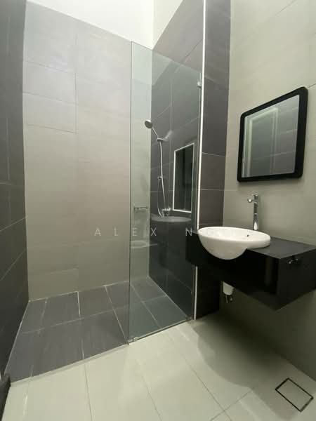Rumah Kluster untuk Dijual di Eco Spring (Johor Bahru) - Alex Ng - Bathroom - PropertyGuru.com.my