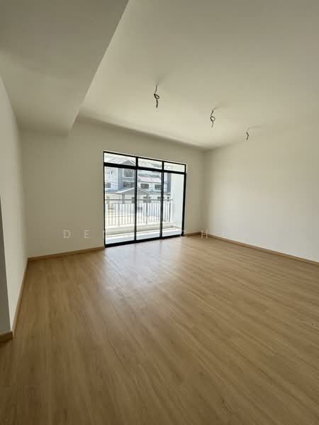 3-storey Terraced House for Sale in Taman Selayang Permata (Batu Caves) - Denny Chen - Balcony - PropertyGuru.com.my