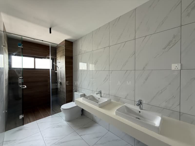 Rumah Banglo untuk Disewa di Bandar Sungai Long (Selangor) - Lewis Tam - Bathroom - PropertyGuru.com.my