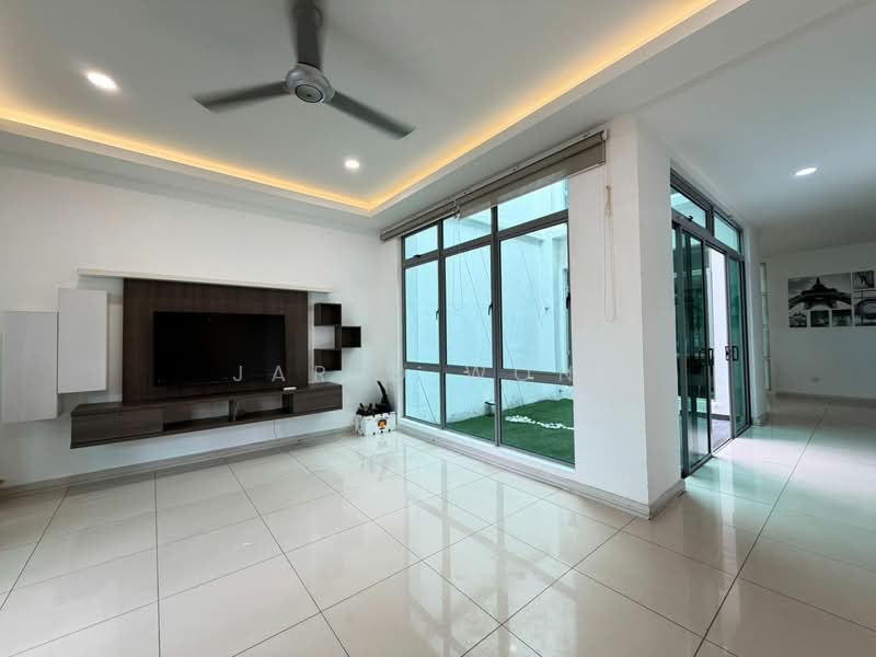 2-storey Terraced House for Sale in Cyberjaya (Selangor) - Jared Wong - Living Room - PropertyGuru.com.my