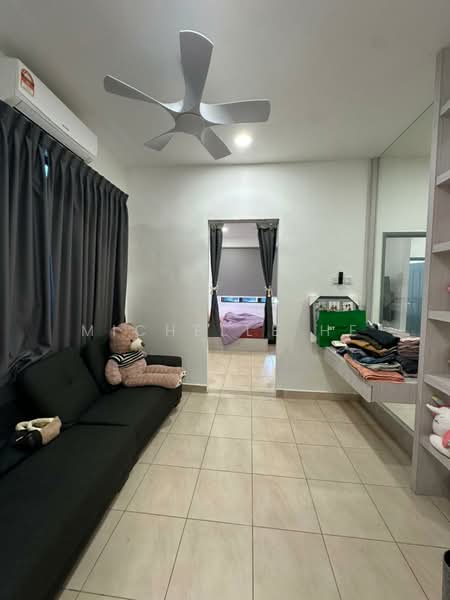 Rumah Kluster untuk Dijual di Taman Austin Heights (Tebrau) - Michelle He - Living Room - PropertyGuru.com.my