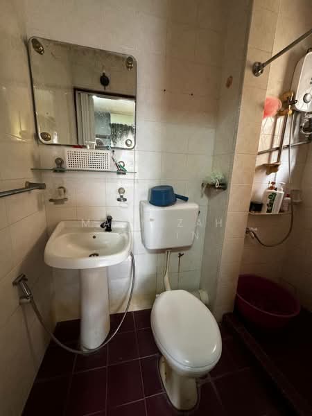 Condominium for Sale at Le Jardine Condominium - Masnizah Arifin - Bathroom - PropertyGuru.com.my