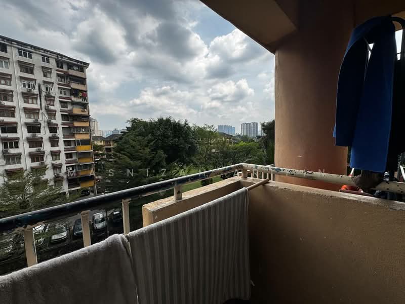 Condominium for Sale at Le Jardine Condominium - Masnizah Arifin - Balcony - PropertyGuru.com.my