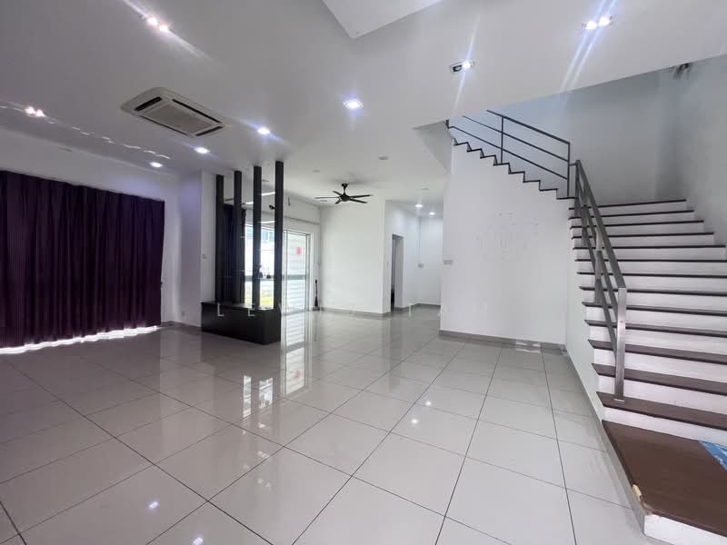 Semi-Detached House for Sale in Cheras Selatan (Cheras) - Lewis Tam - Living Room - PropertyGuru.com.my