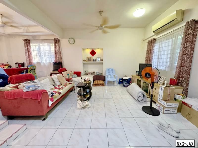2-storey Terraced House for Sale in Taman Palm Grove (Klang) - Daniel Kok - Living Room - PropertyGuru.com.my