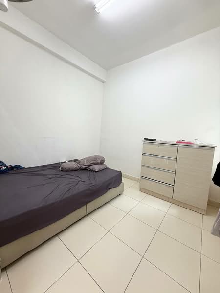 Rumah Teres 2 Tingkat untuk Dijual di Taman Scientex Senai (Senai) - Kelly Chen - Bedroom - PropertyGuru.com.my