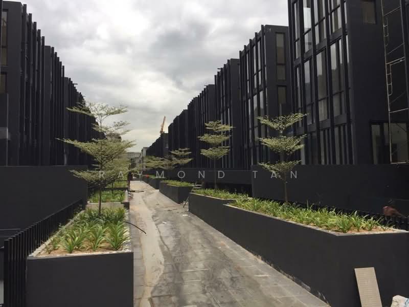 4-storey Terraced House for Rent in Petaling Jaya (Selangor) - Raymond Tan - Exterior - PropertyGuru.com.my