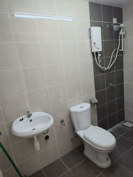 Kondominium untuk Disewa di Residensi Desa Satumas - Teoh Hui Chee - Bathroom - PropertyGuru.com.my