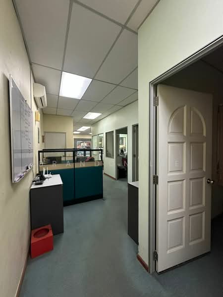 Kedai / Pejabat untuk Dijual di Taman Taynton View (Cheras) - Brandon Lee - Interior - PropertyGuru.com.my