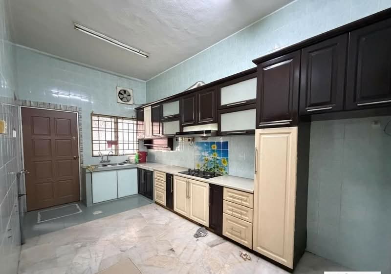 2-storey Terraced House for Sale in Taman Sejati (Klang) - Zackinn Hoi - Kitchen - PropertyGuru.com.my