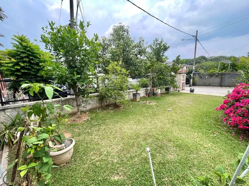 2-storey Terraced House for Sale in Seksyen 5 Wangsa Maju (Wangsa Maju) - Firdaussazwan Mustafa - Garden - PropertyGuru.com.my
