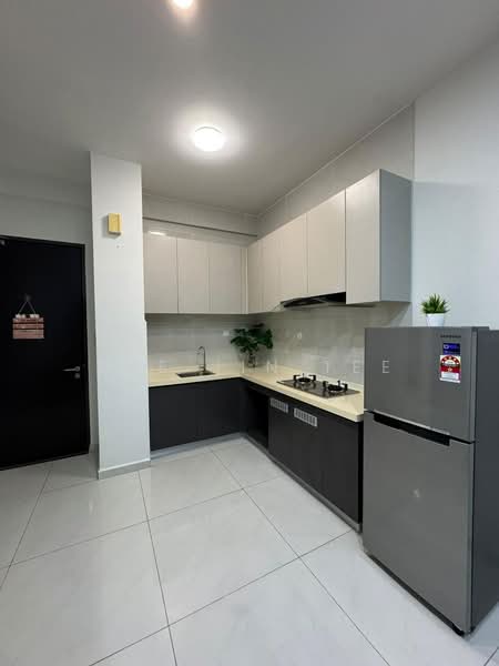 Service Residence for Rent at Bay Point @ Country Garden Danga Bay - Sue Jin Tee - Kitchen - PropertyGuru.com.my