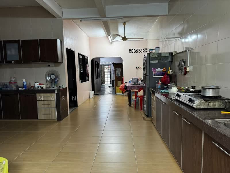 Rumah Teres 2 Tingkat untuk Dijual di Banting (Selangor) - Masnizah Arifin - Kitchen - PropertyGuru.com.my