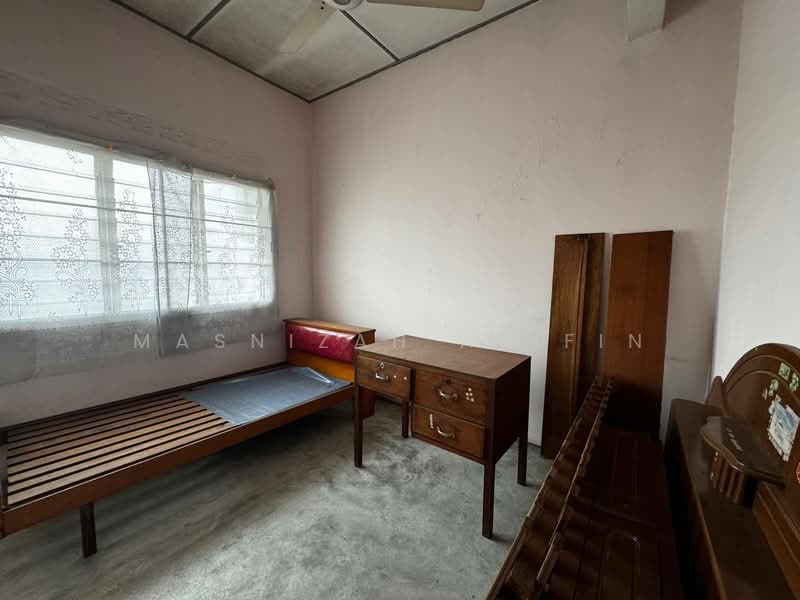 Rumah Teres 2 Tingkat untuk Dijual di Banting (Selangor) - Masnizah Arifin - Bedroom - PropertyGuru.com.my