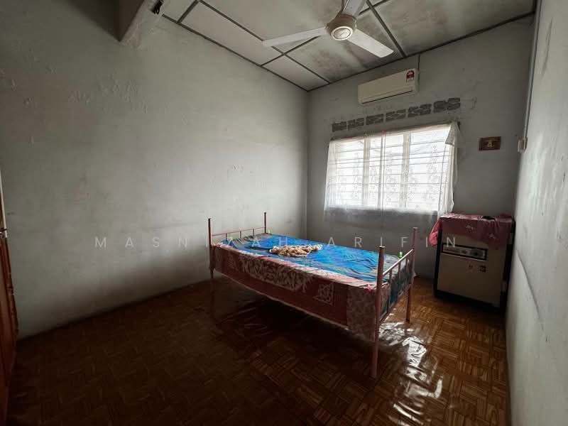 Rumah Teres 2 Tingkat untuk Dijual di Banting (Selangor) - Masnizah Arifin - Bedroom - PropertyGuru.com.my