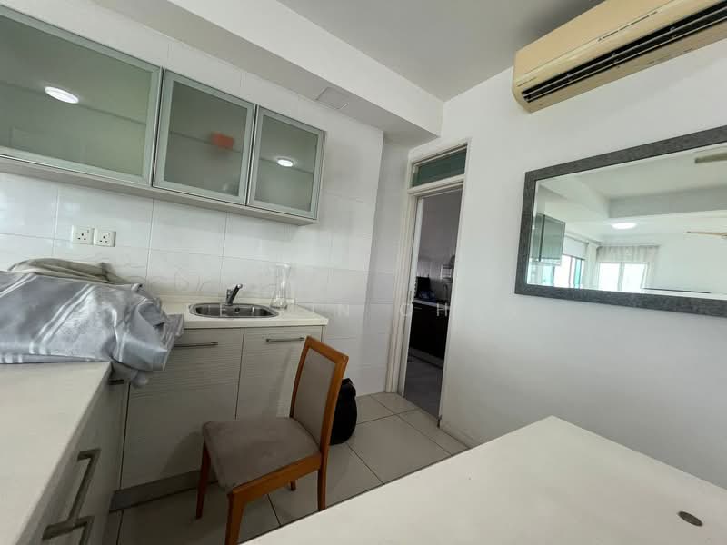 Condominium for Rent at Ujana Executive Apartment - Ke Xin Chan - Kitchen - PropertyGuru.com.my