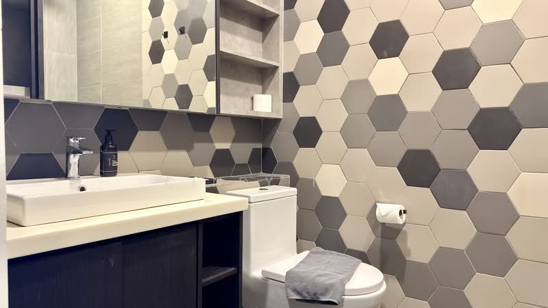 Servis Apartment untuk Dijual di Ceylonz Suites - Cindy Tey - Bathroom - PropertyGuru.com.my