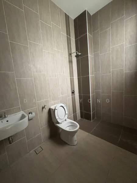 Cluster House for Sale in Taman Desa Tebrau (Tebrau) - Daniel Yong - Bathroom - PropertyGuru.com.my