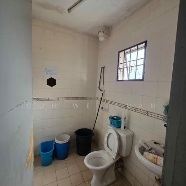 Pangsapuri untuk Dijual di Pangsapuri Tainia - Goh Wei Kuan - Bathroom - PropertyGuru.com.my