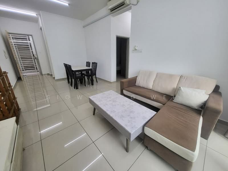 Service Residence for Sale at Seasons Amara Larkin - Siow Kong Wei - Living Room - PropertyGuru.com.my