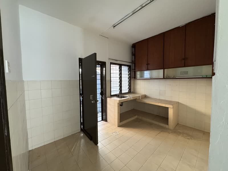 Rumah Teres 2 Tingkat untuk Dijual di Segambut (Kuala Lumpur) - Ken Lai - Kitchen - PropertyGuru.com.my