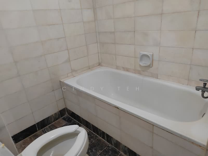 Apartment for Rent at Desa Mar Vista - Cindy Teh - Bathroom - PropertyGuru.com.my