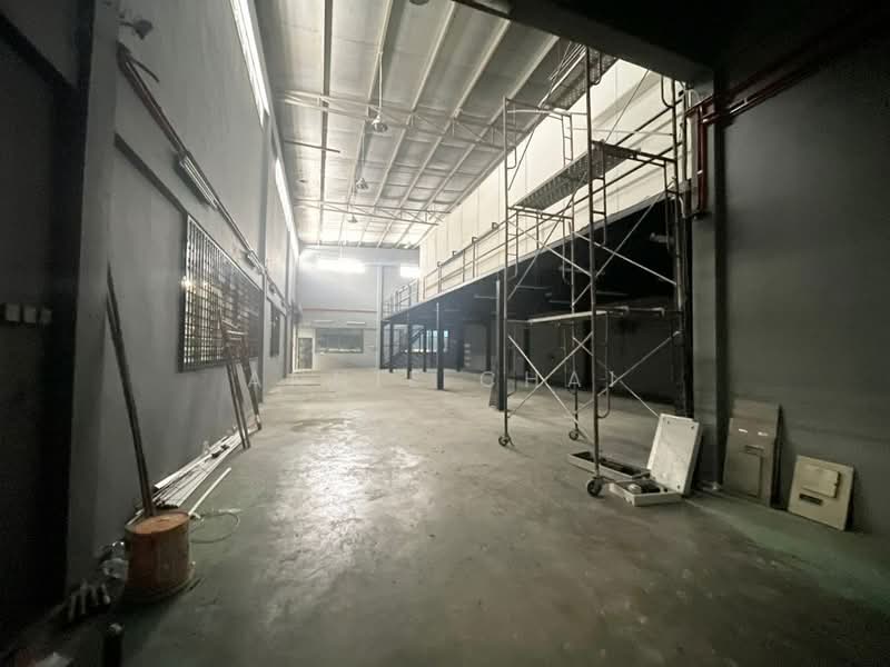 Factory for Rent in Taman Perindustrian Cemerlang (Ulu Tiram) - Annie Chai - Interior - PropertyGuru.com.my