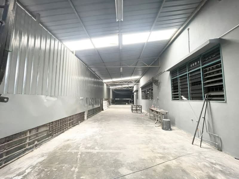 Factory for Rent in Taman Perindustrian Cemerlang (Ulu Tiram) - Annie Chai - Interior - PropertyGuru.com.my