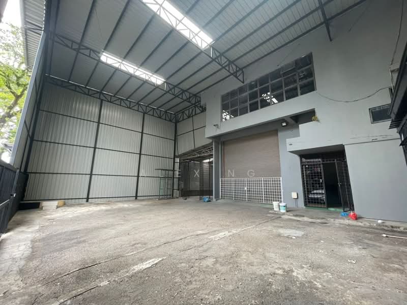 Factory for Rent in Taman Perindustrian Cemerlang (Ulu Tiram) - Alex Ng - Exterior - PropertyGuru.com.my