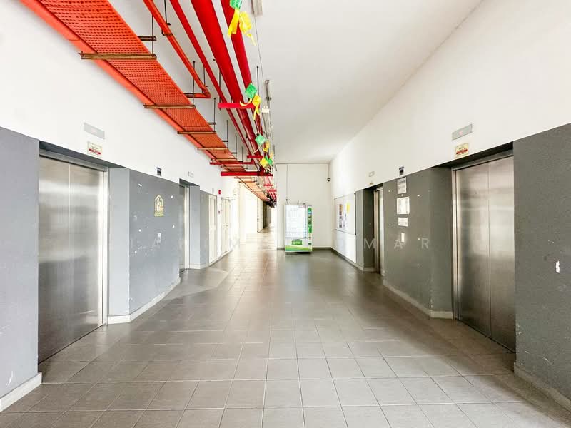 Pangsapuri untuk Dijual di Serunai - Hazeman Omar - Corridor - PropertyGuru.com.my