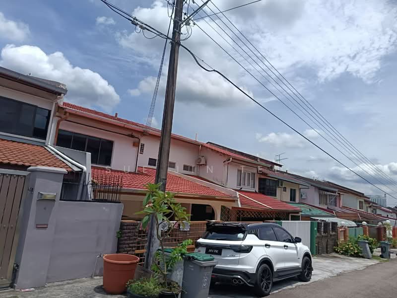 Rumah Teres 2 Tingkat untuk Disewa di Taman Pelangi (Johor Bahru) - Sue Jin Tee - Exterior - PropertyGuru.com.my
