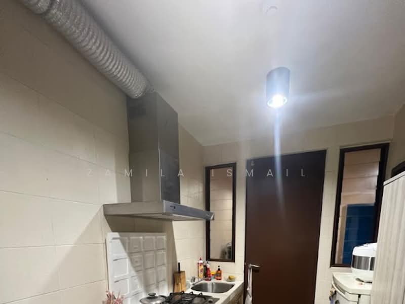 Terraced House for Sale in Bukit Jelutong (Shah Alam) - Zamila Ismail - Kitchen - PropertyGuru.com.my