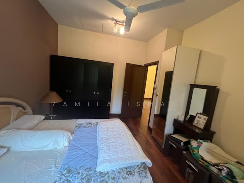 Terraced House for Sale in Bukit Jelutong (Shah Alam) - Zamila Ismail - Bedroom - PropertyGuru.com.my