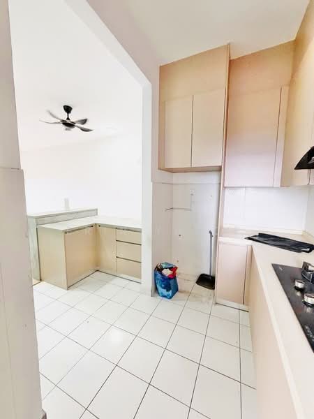 Servis Apartment untuk Disewa di RESIDENSI PR1MA@KAJANG - Erin Yusof - Kitchen - PropertyGuru.com.my
