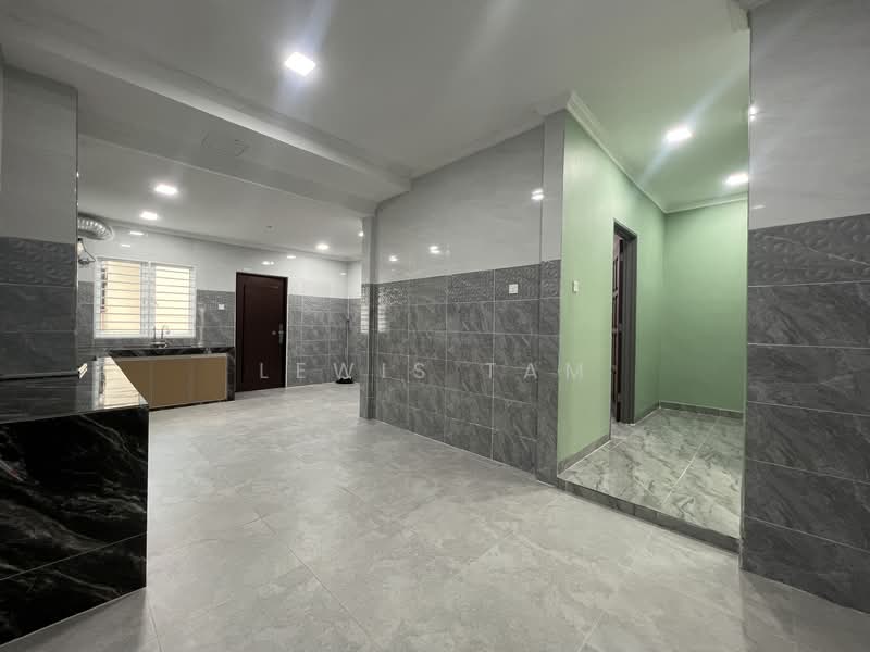 2-storey Terraced House for Sale in Alam Damai (Cheras) - Lewis Tam - Kitchen - PropertyGuru.com.my